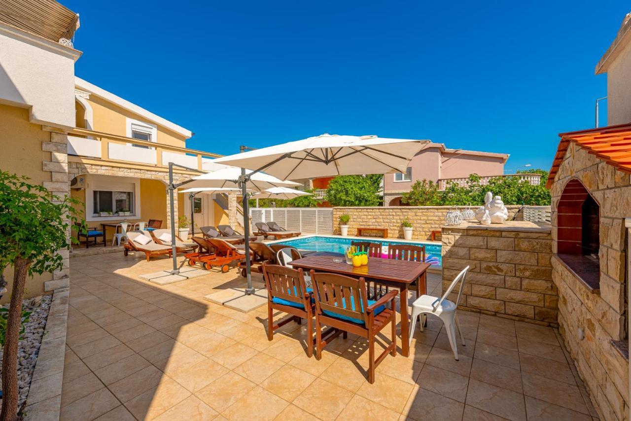 ויר Villa Karmen - Poolhouse מראה חיצוני תמונה